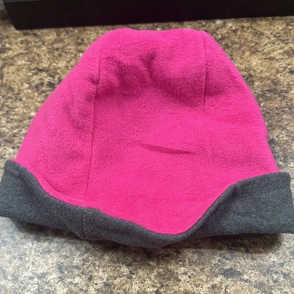 Bright pink jacket with hat - Picture 6 of 8